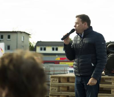 Begrüßung Amos Engelhardt